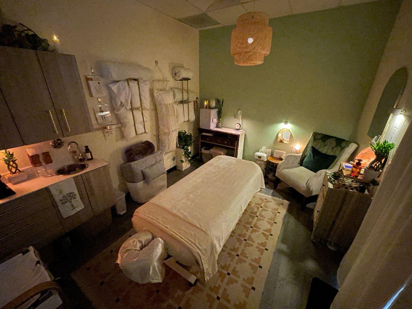Sola Salons